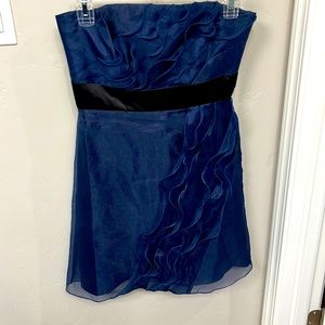 Strapless organza Navy blue dress
